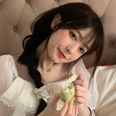 男子修行十年后还俗，起诉女儿索要20万赡养费被驳回